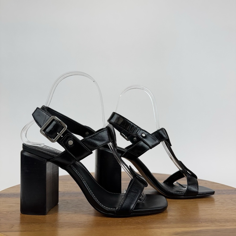 New NWOB Womens Vince Camuto Clarissa Black Leather Block Heels Sandals Size 5 M